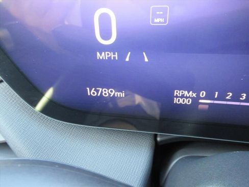 Used 2026 Buick Enclave Preferred image 27