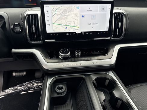 New 2025 Ford Expedition Max Platinum w/ Stealth Appearance Package image 28