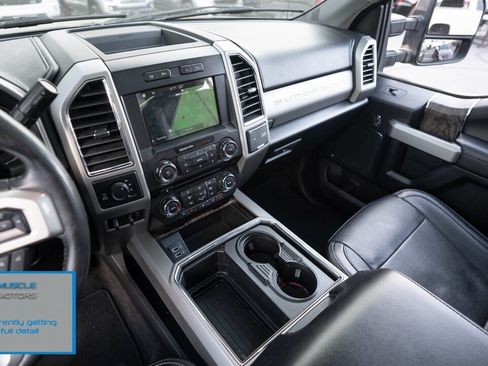Used 2018 Ford F250 Lariat w/ Lariat Ultimate Package image 19