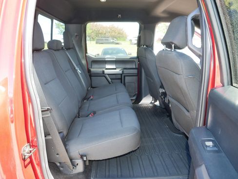Used 2019 Ford F150 XLT w/ Equipment Group 302A Luxury AWD/4WD image 17