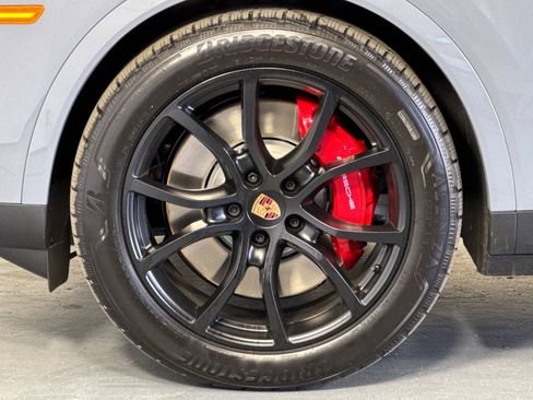 New 2026 Porsche Cayenne S image 34