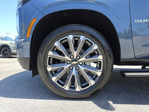 New 2026 Chevrolet Suburban High Country image 38