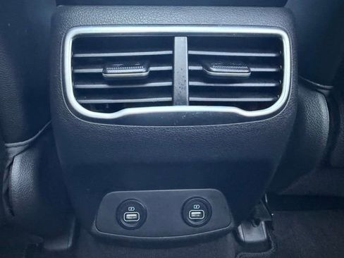 Used 2023 Hyundai Santa Fe SEL Premium image 35