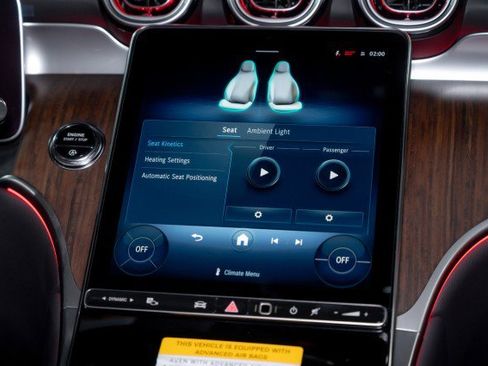 New 2026 Mercedes-Benz GLC 300 4MATIC image 16