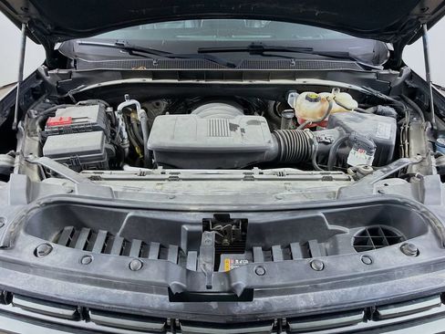 Used 2021 Chevrolet Suburban RST AWD/4WD image 29