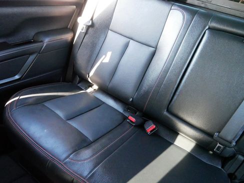 Used 2020 Nissan Titan PRO-4X w/ Pro-4x Convenience Package image 12