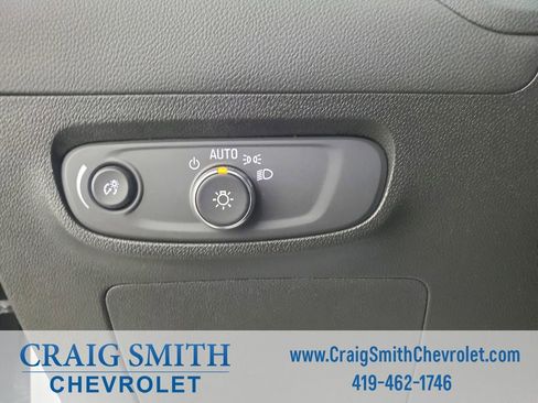 Used 2025 Buick Encore GX Preferred AWD/4WD image 19