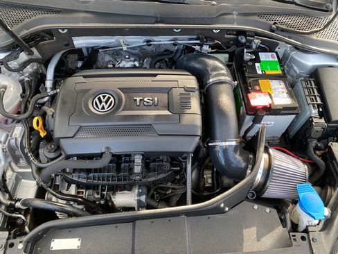 Used 2016 Volkswagen GTI Autobahn w/ Lighting Package (SEL) FWD image 10