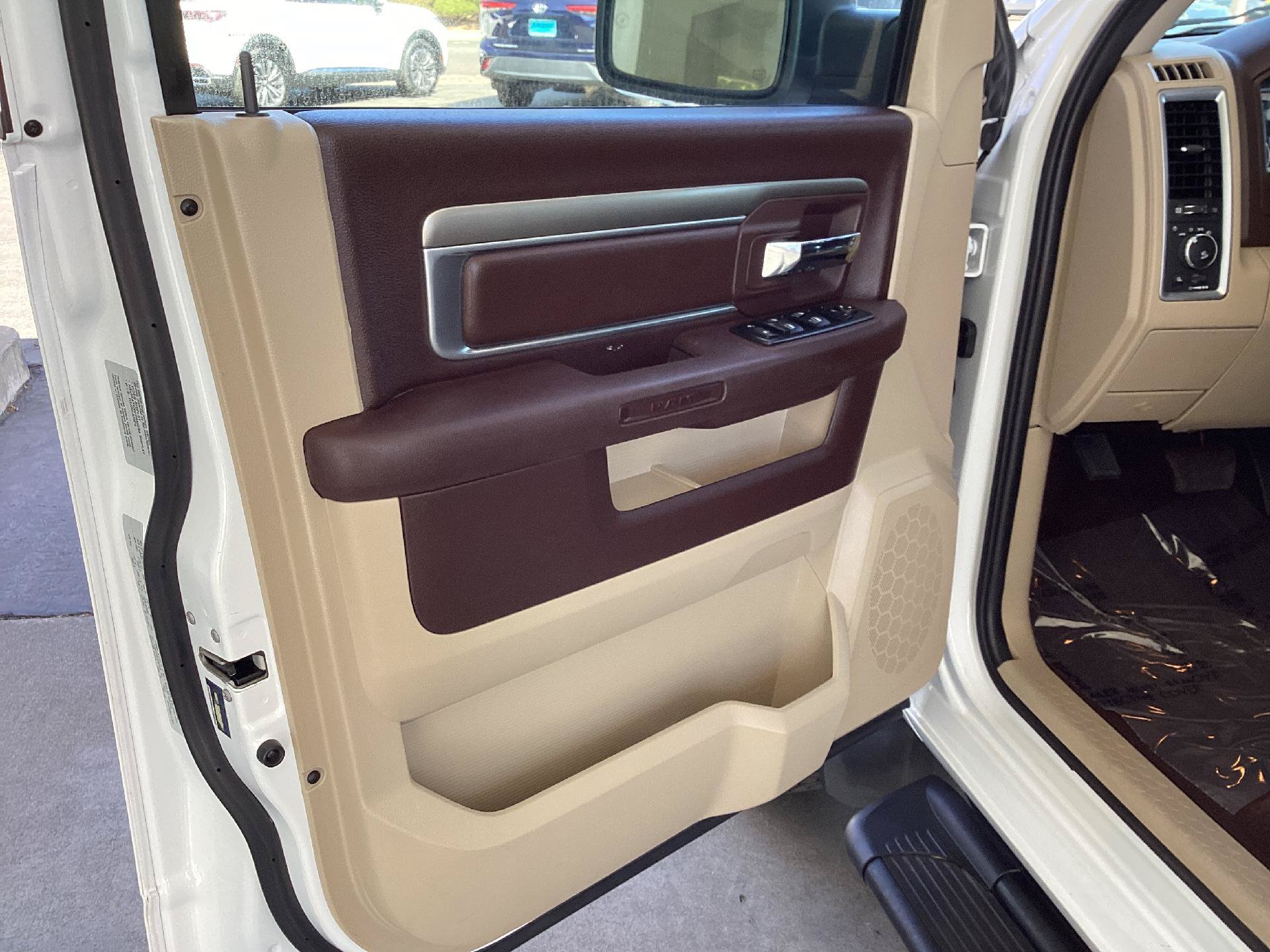 Used 2015 RAM 1500 Big Horn AWD/4WD image 9