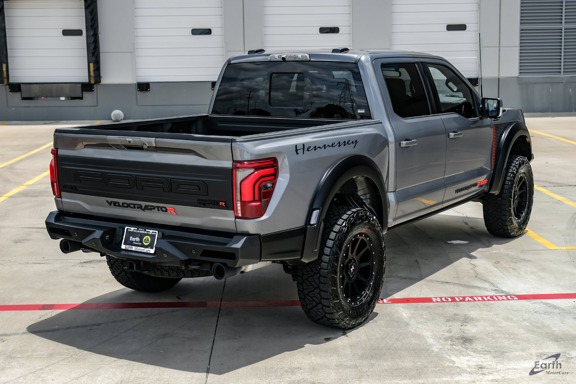 Used 2025 Ford F150 Raptor w/ Equipment Group 803A Raptor R AWD/4WD image 22