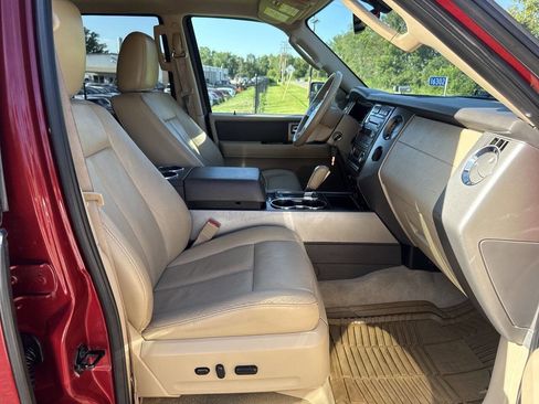 Used 2014 Ford Expedition EL XLT w/ Equipment Group 202A image 23