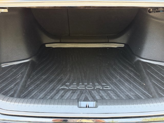 Used 2025 Honda Accord Sport image 17