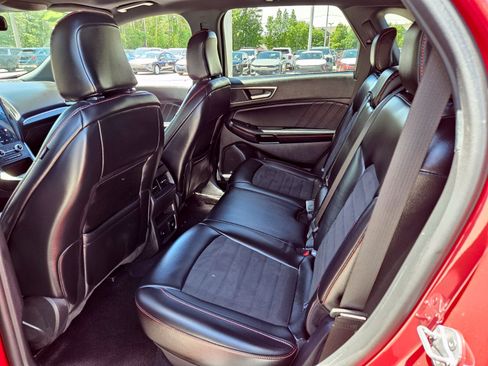 Used 2024 Ford Edge ST-Line AWD/4WD image 10