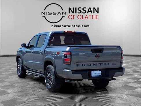 Used 2022 Nissan Frontier PRO-4X w/ Pro-4X Premium Package AWD/4WD image 5