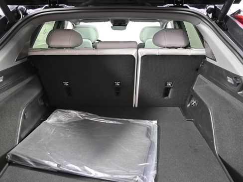New 2025 Cadillac Optiq Sport 1 AWD/4WD image 18