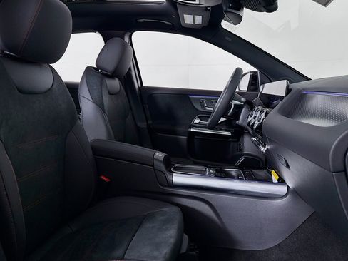 New 2026 Mercedes-Benz GLA 250 image 6