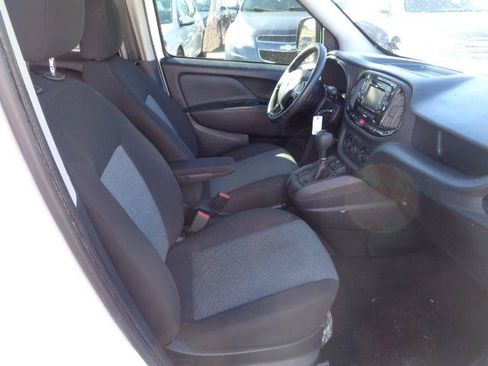 Used 2015 RAM ProMaster City Tradesman SLT FWD image 13