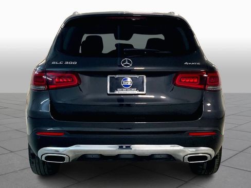 Used 2021 Mercedes-Benz GLC 300 4MATIC image 5