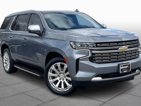 Used 2021 Chevrolet Tahoe Premier w/ Premium Package image 3