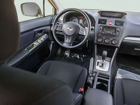 Used 2013 Subaru Crosstrek 2.0i Premium image 28