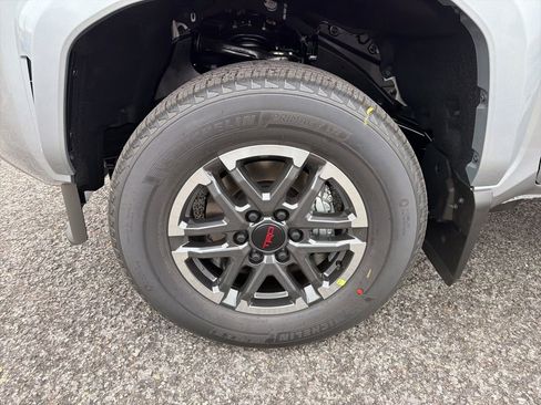 New 2025 Toyota Tacoma TRD Sport image 6