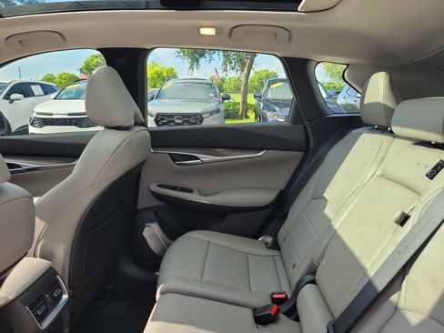 Used 2025 INFINITI QX50 Luxe AWD/4WD image 15