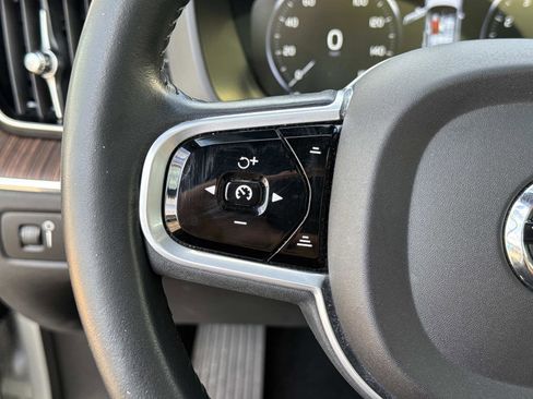 Used 2021 Volvo XC60 T5 Inscription w/ Advanced Package image 28