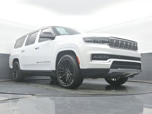 Used 2024 Jeep Grand Wagoneer L Series III image 56