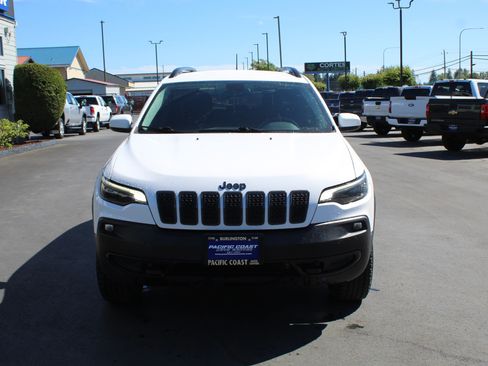 Used 2019 Jeep Cherokee Sport AWD/4WD image 10
