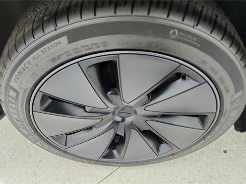 Used 2025 Tesla Model 3 Long Range image 56
