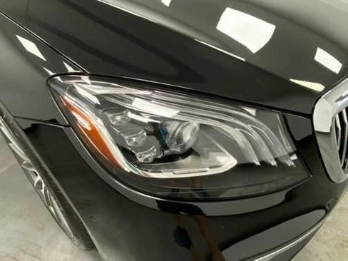 Used 2018 Mercedes-Benz Maybach S 560 4MATIC image 11
