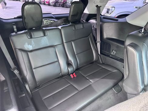 Used 2022 Ford Explorer XLT w/ Equipment Group 202A image 26