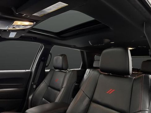 Certified 2025 Dodge Durango R/T image 7