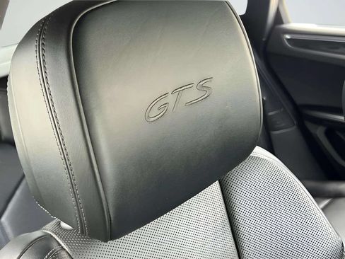 Used 2018 Porsche Macan GTS w/ Premium Package Plus AWD/4WD image 44