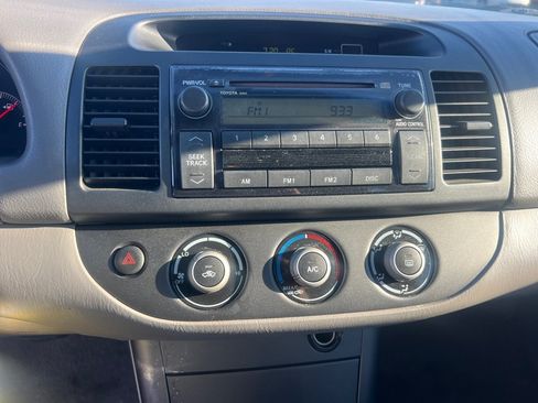Used 2006 Toyota Camry LE FWD image 26