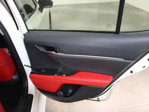 Used 2020 Toyota Camry XSE FWD image 26