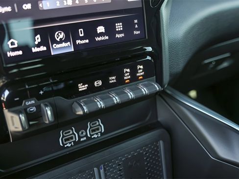 Used 2025 RAM 3500 Laramie w/ Sport Appearance Package image 23