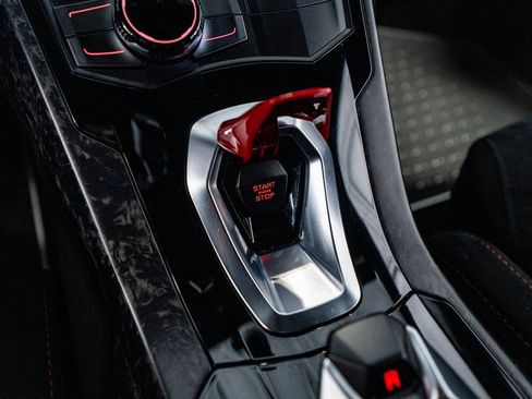 Used 2018 Lamborghini Huracan Performante image 61