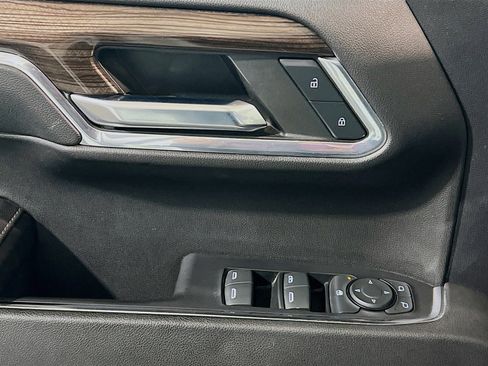 Used 2023 Chevrolet Silverado 1500 RST w/ Z71 Off-Road Package image 13