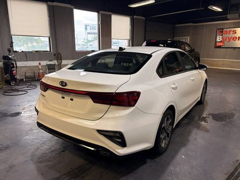Used 2020 Kia Forte LXS FWD image 6
