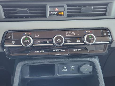 Certified 2025 Honda Pilot EX-L image 19