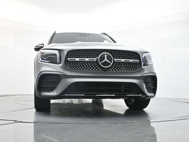 Used 2023 Mercedes-Benz GLB 250 image 44