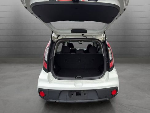 Used 2017 Kia Soul w/ Convenience Package image 28
