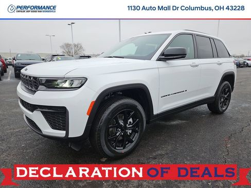 New 2026 Jeep Grand Cherokee Altitude AWD/4WD image 3