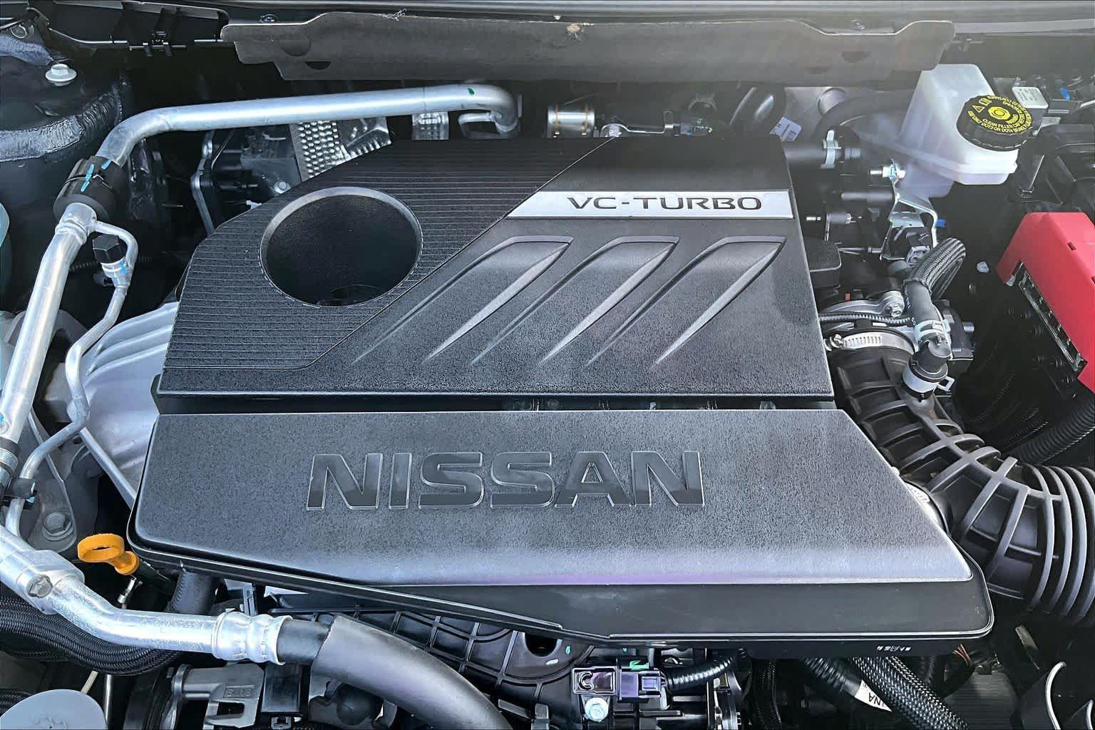 Used 2025 Nissan Rogue SV FWD image 33