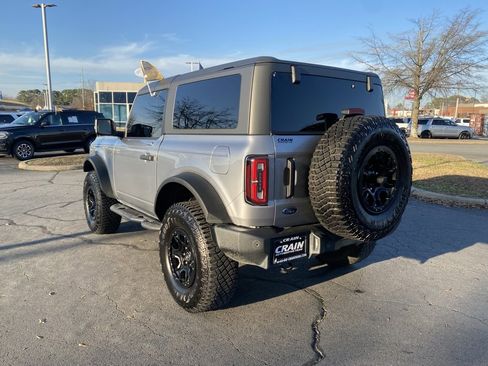 Used 2023 Ford Bronco Wildtrak image 5