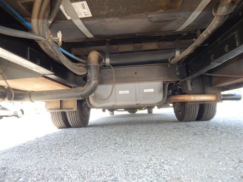 Used 2022 Ford E-450 and Econoline 450 Super Duty w/ Motorhome Prep Package RWD image 10