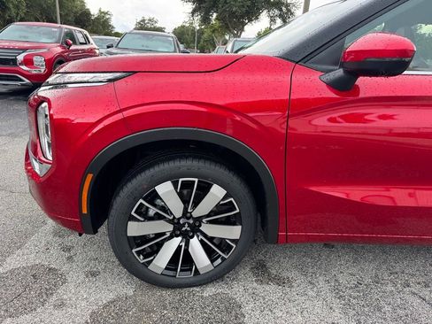 New 2025 Mitsubishi Outlander SEL image 12