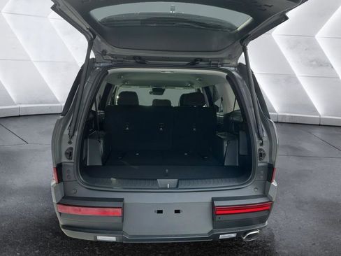 New 2026 Hyundai Santa Fe SE image 6