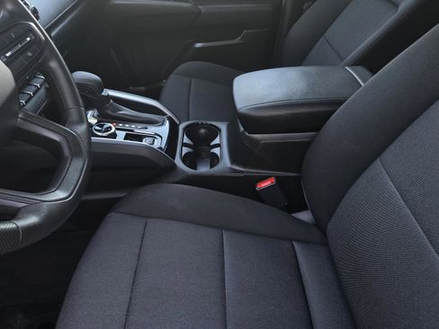 Used 2024 Chevrolet Colorado Trail Boss w/ Technology Package AWD/4WD image 15